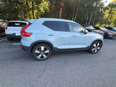 Used 2019 Volvo XC40 T5 Momentum AWD/4WD image 16