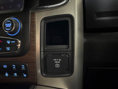 Used 2018 RAM 2500 Laramie w/ Convenience Group AWD/4WD image 30
