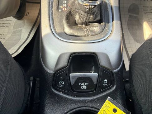 Used 2018 Jeep Compass Sport FWD image 23