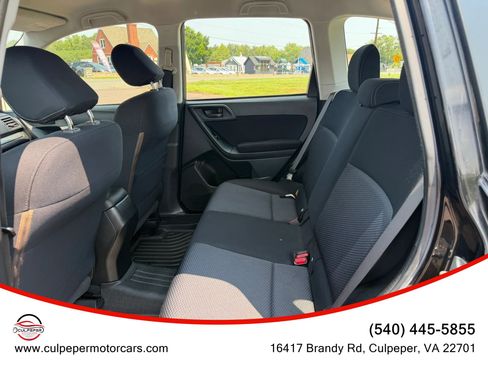 Used 2014 Subaru Forester 2.5i AWD/4WD image 9