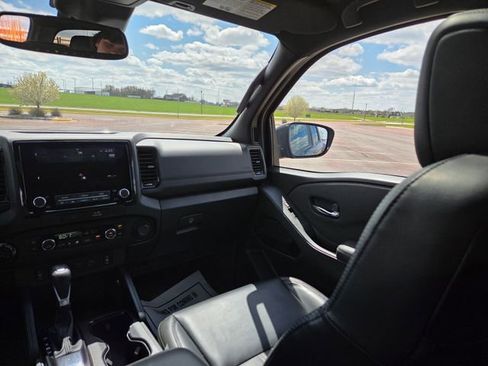 Used 2022 Nissan Frontier PRO-4X w/ Pro-4X Premium Package AWD/4WD image 53