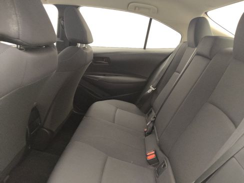 Used 2022 Toyota Corolla LE FWD image 18