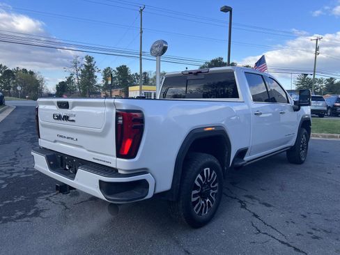 Used 2025 GMC Sierra 2500 Denali Ultimate image 5