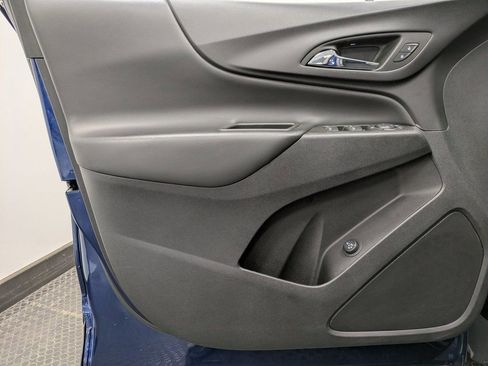 Used 2022 Chevrolet Equinox LT image 8