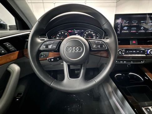Used 2023 Audi A4 2.0T Premium w/ Convenience Package AWD/4WD image 9
