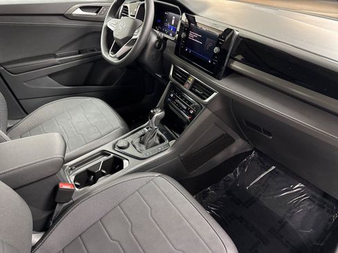 New 2026 Volkswagen Taos SE AWD/4WD image 15