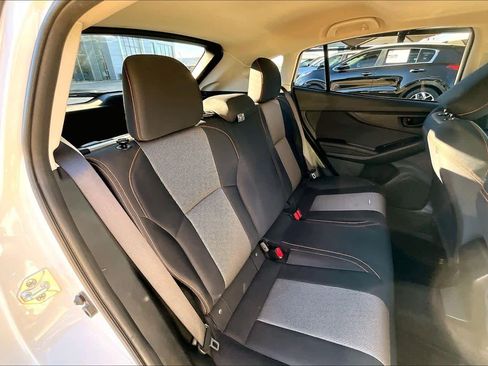 Used 2021 Subaru Crosstrek 2.0i Premium w/ Moonroof Package image 13