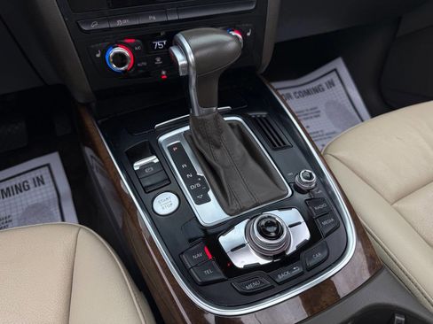 Used 2015 Audi Q5 2.0T Premium Plus w/ Technology Package AWD/4WD image 18