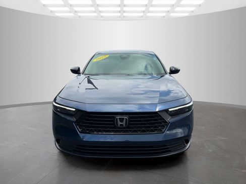 Used 2025 Honda Accord SE image 2