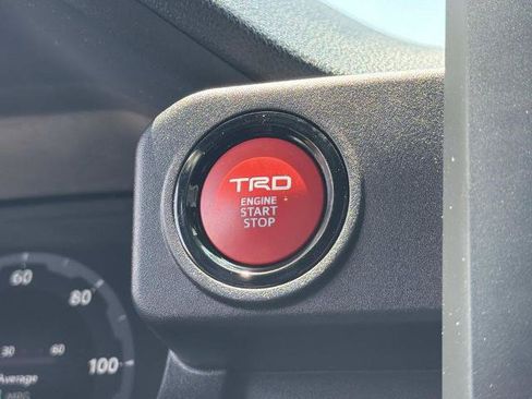 Used 2025 Toyota 4Runner TRD Off-Road AWD/4WD image 26