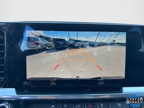 Certified 2022 GMC Sierra 1500 SLT w/ SLT Convenience Package image 27