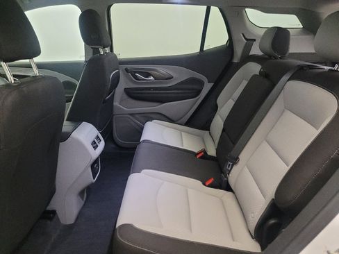 Used 2023 GMC Terrain SLE w/ Driver Convenience Package AWD/4WD image 18