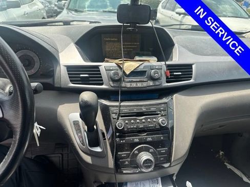 Used 2013 Honda Odyssey Touring Elite image 8