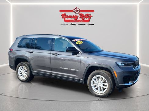 Used 2025 Jeep Grand Cherokee L Laredo image 7