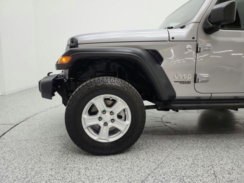 Used 2019 Jeep Wrangler Sport AWD/4WD image 21