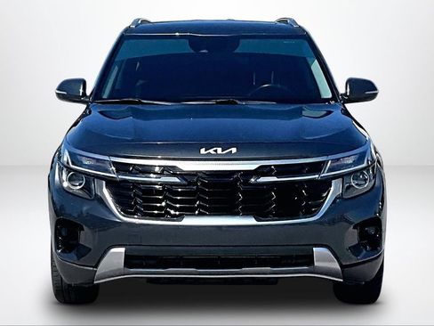 Used 2024 Kia Seltos EX AWD/4WD image 4