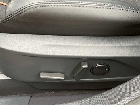 Certified 2021 Ford Mustang Mach-E GT image 21