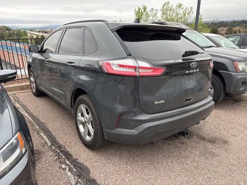 Used 2021 Ford Edge SE AWD/4WD image 3