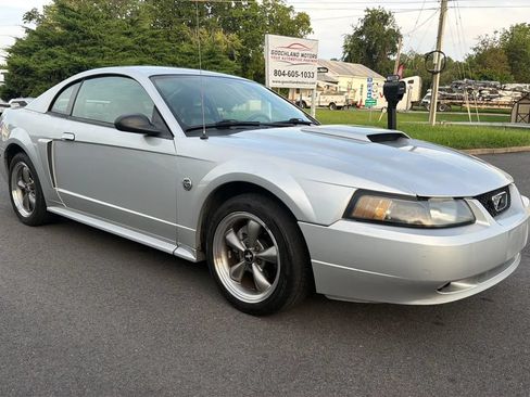 Used 2004 Ford Mustang GT Premium RWD image 9