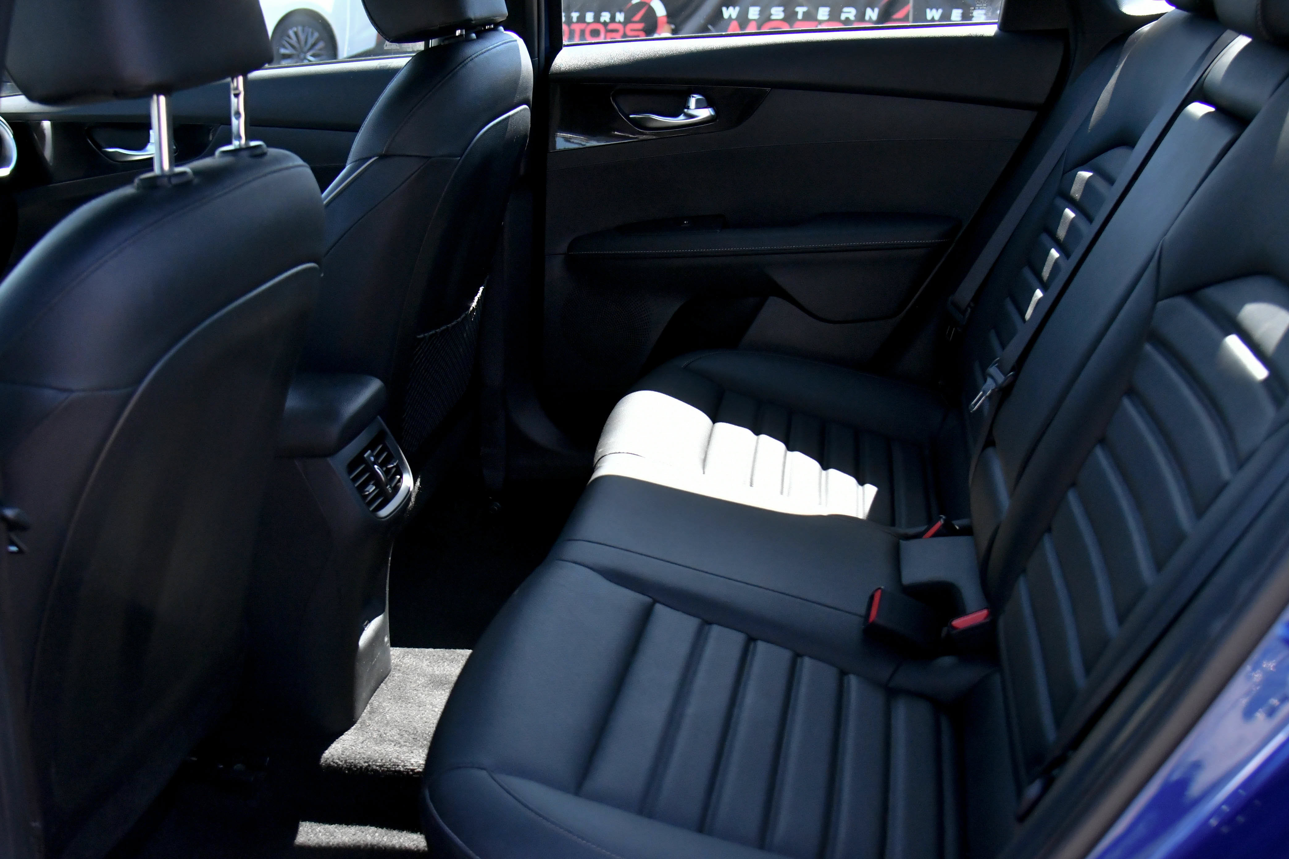 Used 2024 Kia Forte GT-Line w/ GT-Line Premium Package FWD image 38