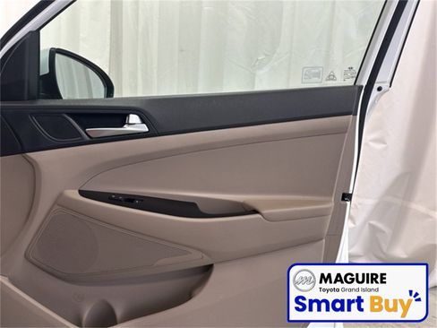 Used 2021 Hyundai Tucson SE w/ Cargo Package image 19