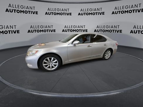 Used 2009 Lexus LS 460 RWD image 6