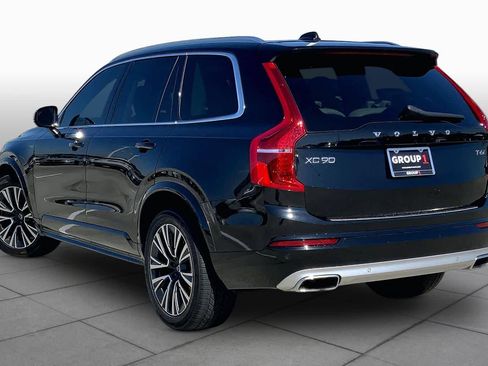 Used 2021 Volvo XC90 T6 Momentum w/ Advanced Package AWD/4WD image 11