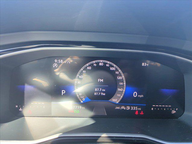 Used 2024 Volkswagen Jetta SE FWD image 23