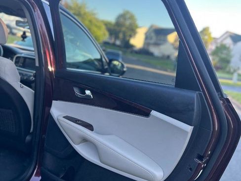 Used 2018 Kia Sorento FWD image 23