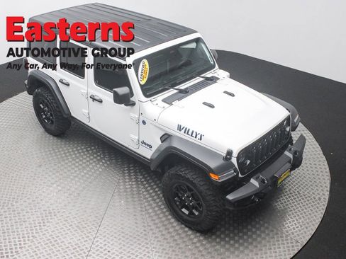 Used 2025 Jeep Wrangler Unlimited Sport S 4xe AWD/4WD image 3