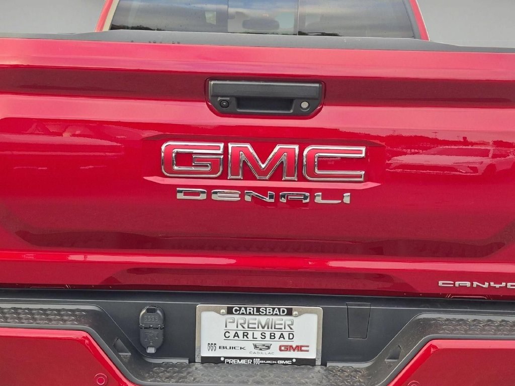 New 2026 GMC Canyon Denali AWD/4WD image 32