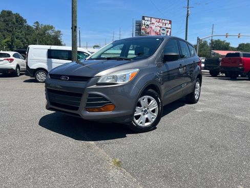 Used 2013 Ford Escape S FWD image 2