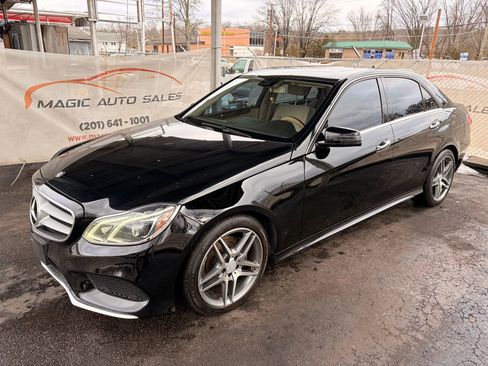 Used 2014 Mercedes-Benz E 350 4MATIC Sedan image 8