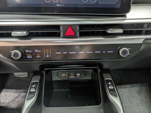 Certified 2025 Kia Sorento EX AWD/4WD image 35