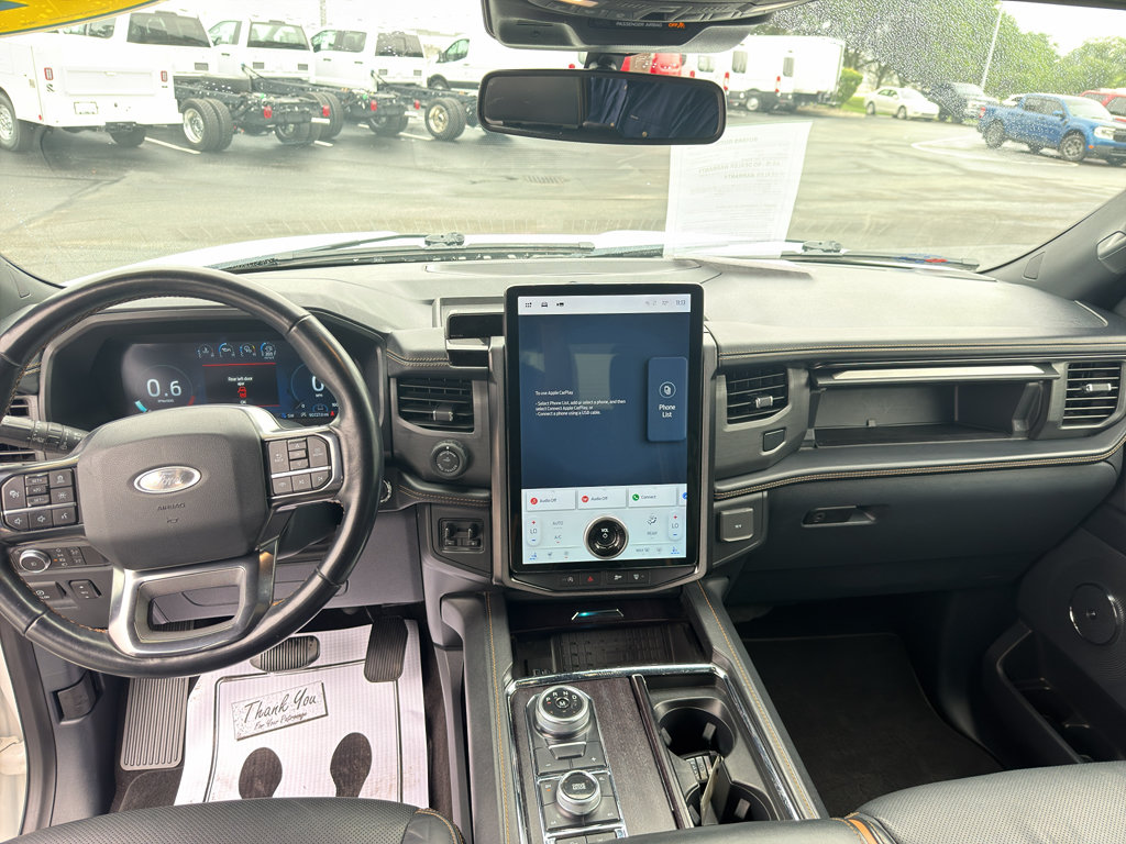 Used 2022 Ford Expedition Platinum AWD/4WD image 12