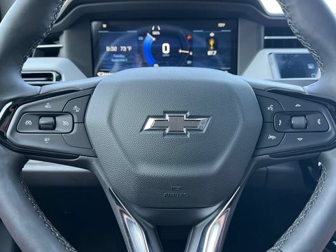 Used 2027 Chevrolet Bolt LT w/ Comfort Package FWD image 27