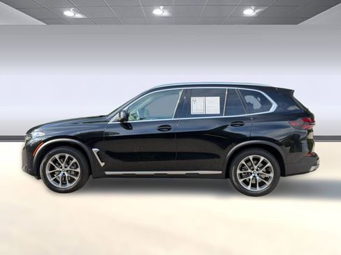 Used 2024 BMW X5 xDrive40i w/ Premium Package AWD/4WD image 2