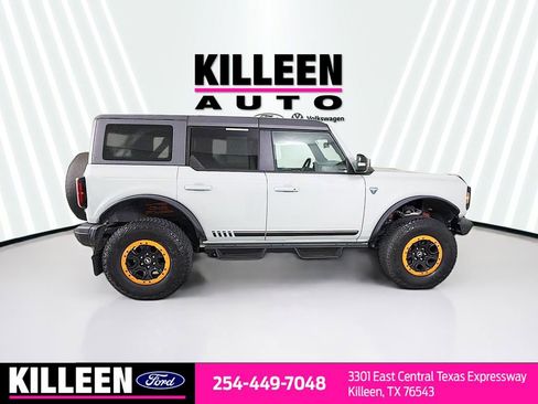 Used 2021 Ford Bronco First Edition image 9