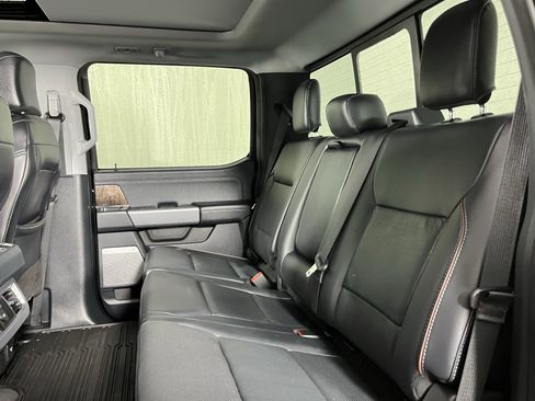 Used 2023 Ford F350 Lariat w/ Lariat Ultimate Package image 14