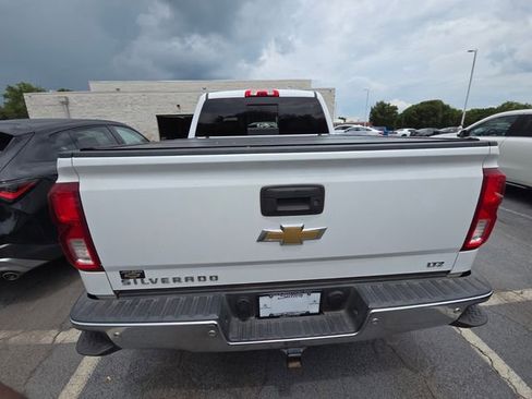 Used 2018 Chevrolet Silverado 1500 LTZ w/ Sport Package AWD/4WD image 9