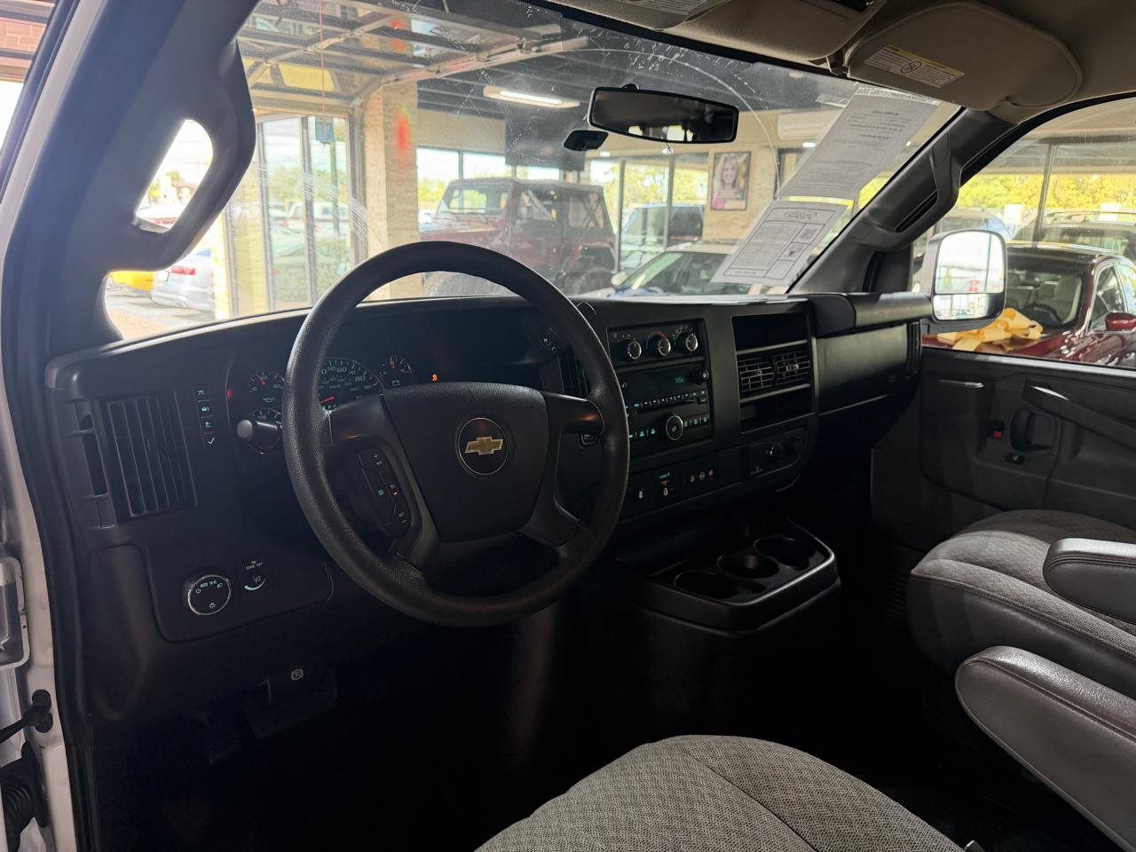 Used 2016 Chevrolet Express 3500 LT w/ LT Preferred Equipment Group RWD image 33