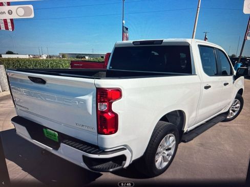 Used 2022 Chevrolet Silverado 1500 Custom RWD image 3