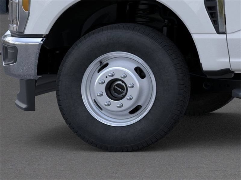 New 2025 Ford F350 XL w/ XL Chrome Package AWD/4WD image 19