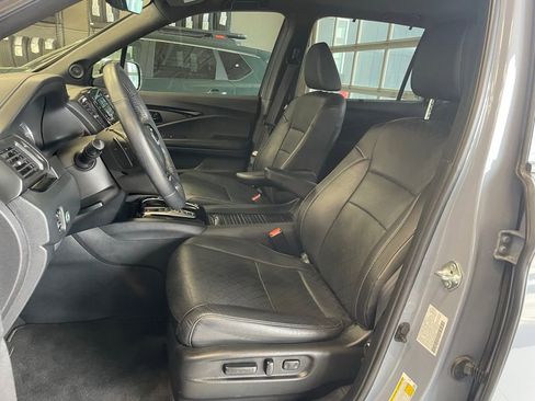 Used 2022 Honda Passport Elite image 11