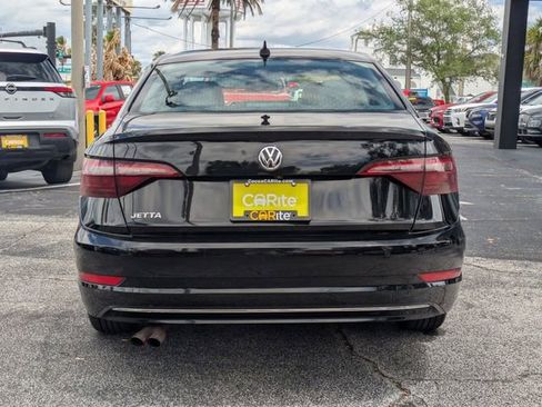 Used 2021 Volkswagen Jetta SE FWD image 6