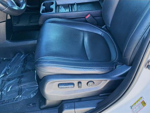 Used 2023 Honda Odyssey EX-L image 17