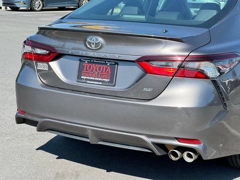 Used 2022 Toyota Camry SE FWD image 35