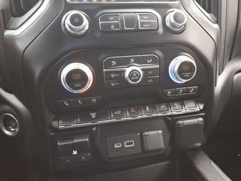 Certified 2021 GMC Sierra 2500 AT4 w/ Gooseneck/5TH Wheel Package image 26