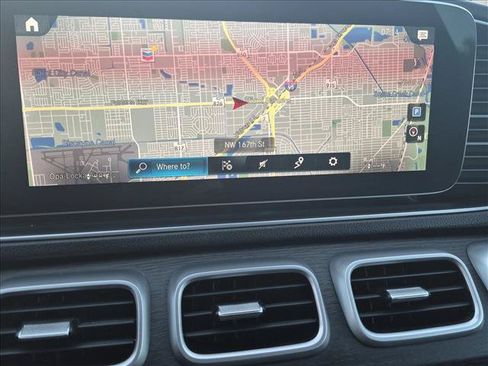 Used 2023 Mercedes-Benz GLS 450 4MATIC image 13