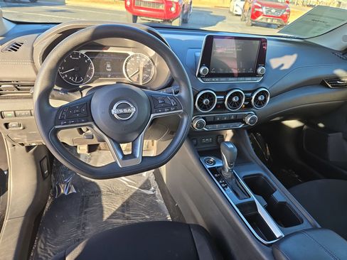 Certified 2024 Nissan Sentra SV image 33